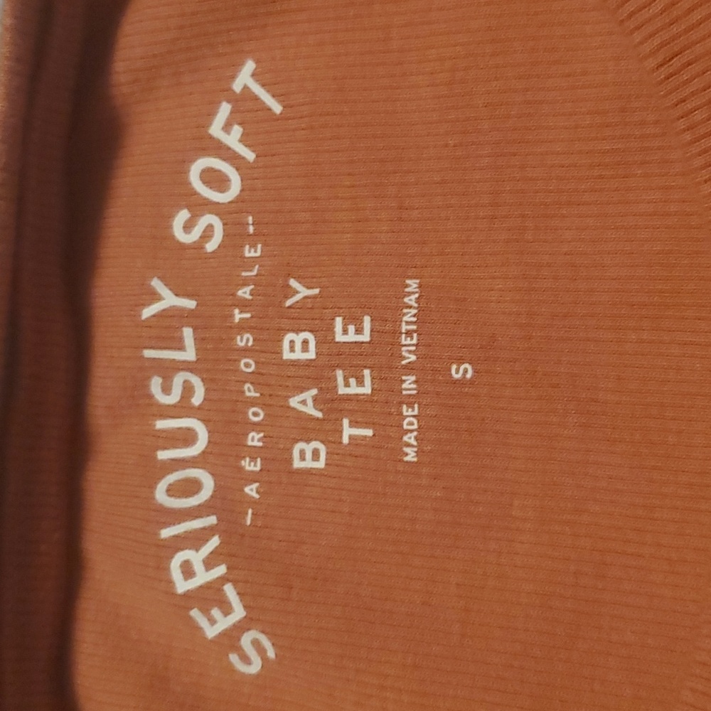 Cropped Baby Tee - Picture 2 of 2